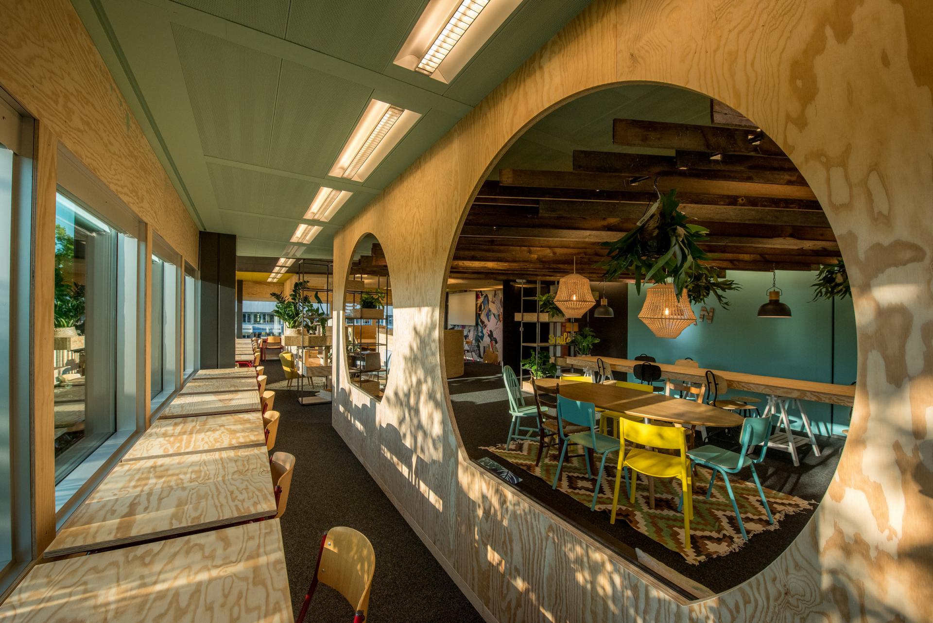 Co-Working-Klassenzimmer für begleitete selbstorganisierte Lernformate BGSOL